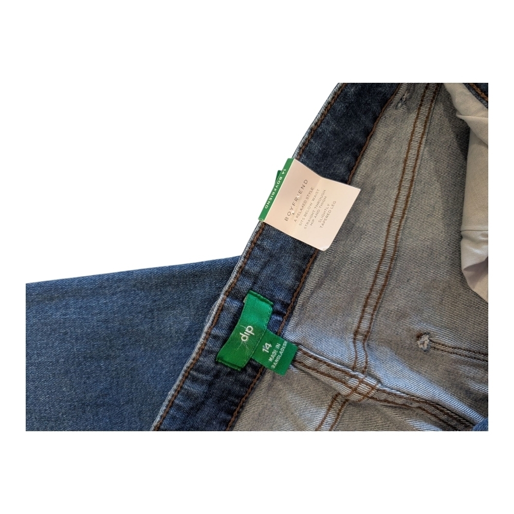 Women's Blue Jeans - Picture 6 of 6